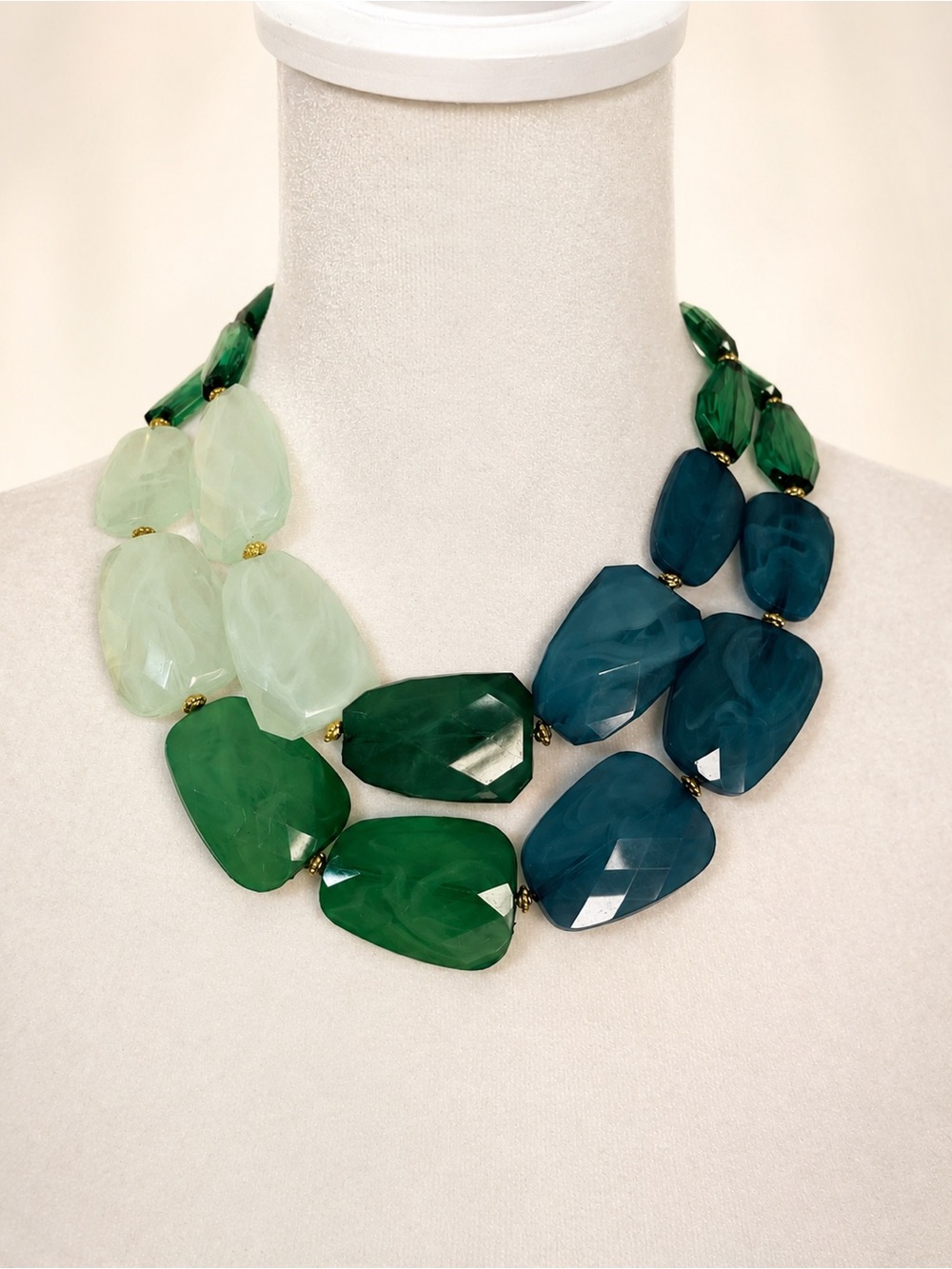 Olivia Welles Green and teal faceted statement necklace, never worn - pristine